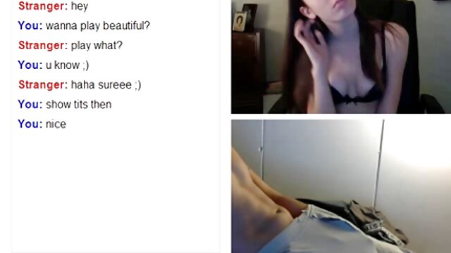 Baise plantureuse avec un jeune homme. webcam en direct porno